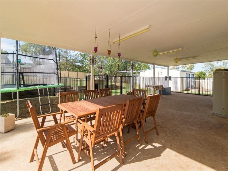 32 King Street, Kingsthorpe QLD 4400