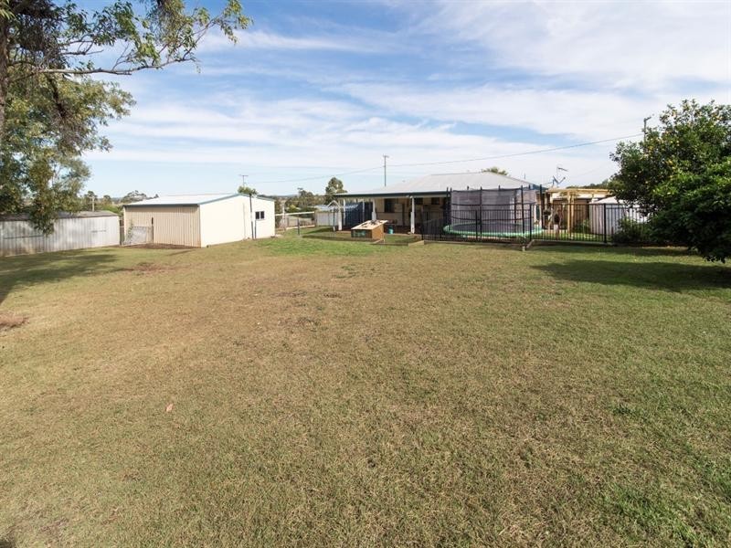 32 King Street, Kingsthorpe QLD 4400