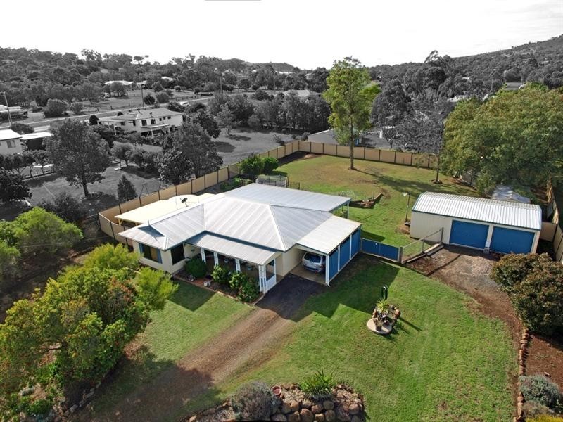 32 King Street, Kingsthorpe QLD 4400