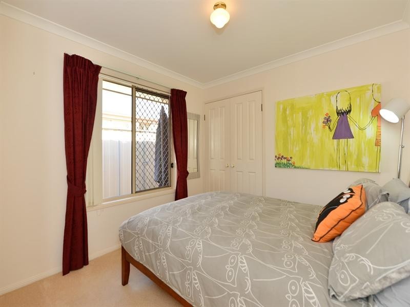 1 Deller Close, Middle Ridge QLD 4350