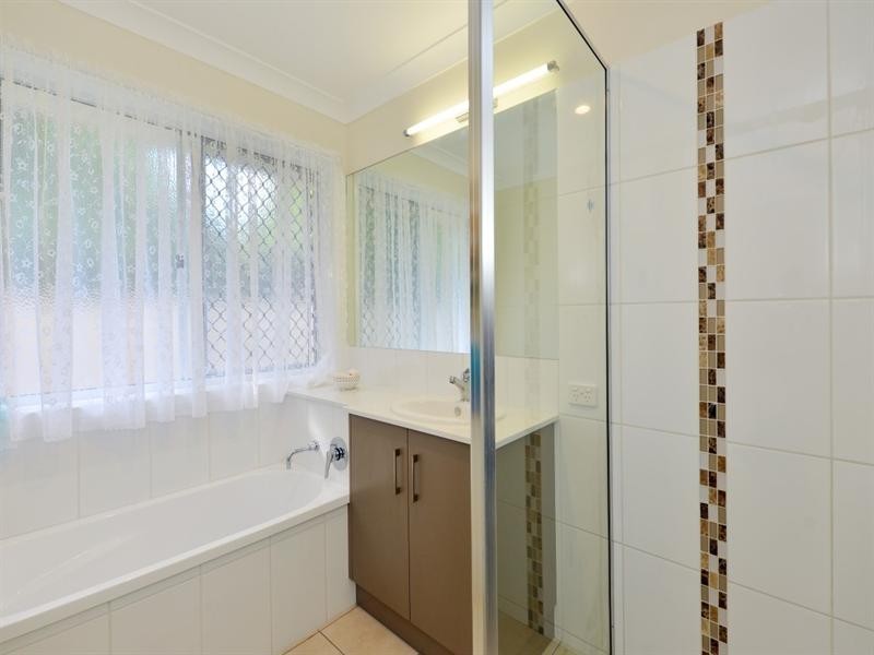 13 Pugh Street, Middle Ridge QLD 4350