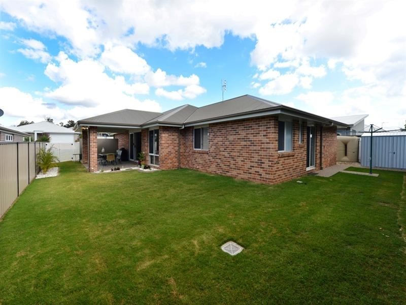 13 Pugh Street, Middle Ridge QLD 4350