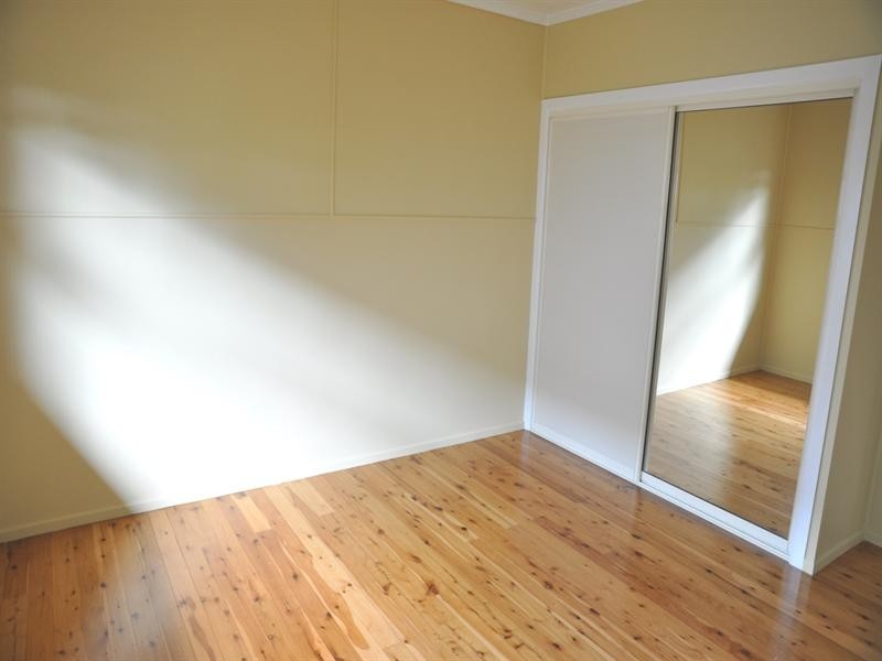 46 Taylor Street, Newtown QLD 4350