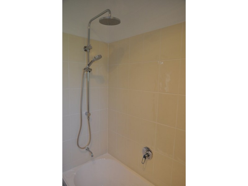 359 Tor Street, Wilsonton QLD 4350