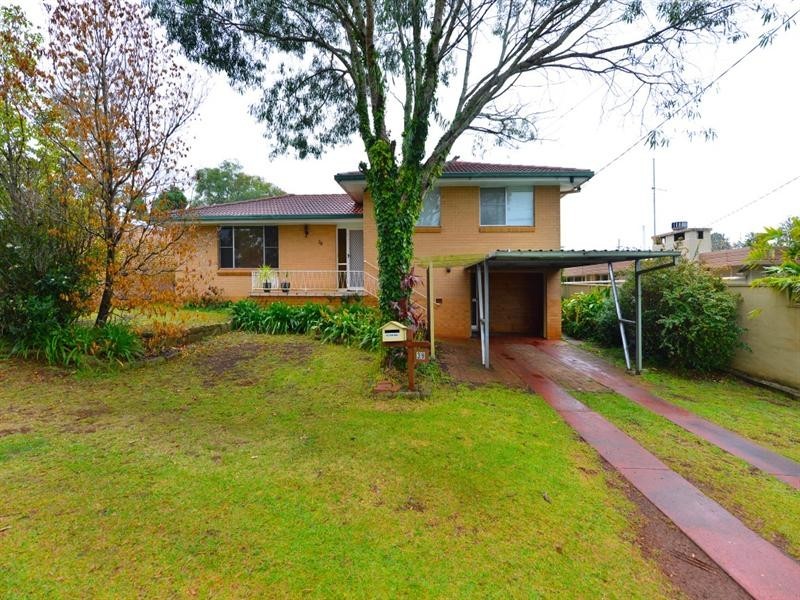 39 Sardon Street, Centenary Heights QLD 4350