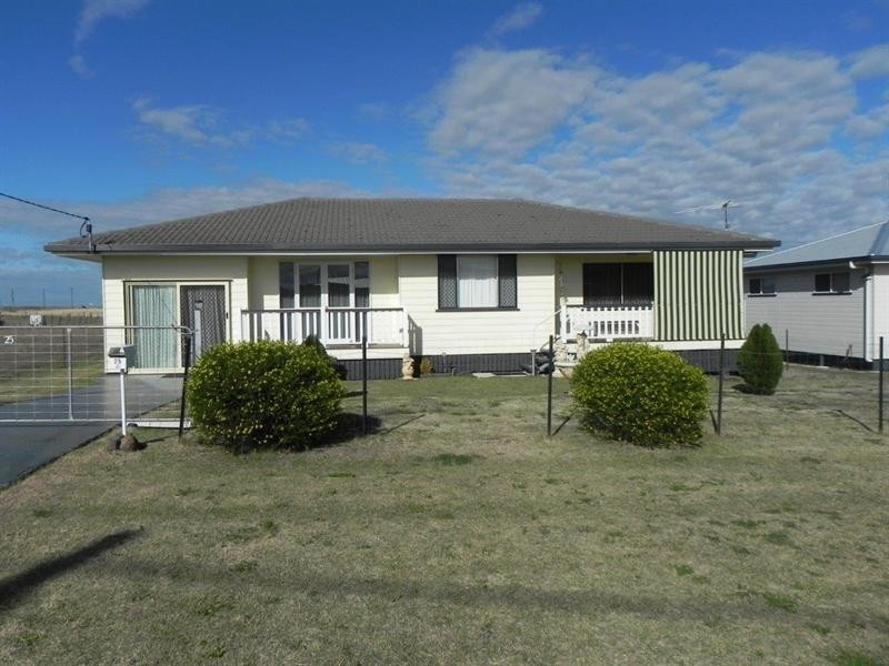 25 Jackson Street, Nobby QLD 4360