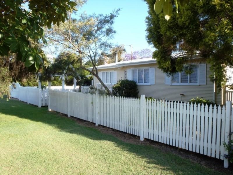 58 Cheetham Street, Cecil Plains QLD 4407