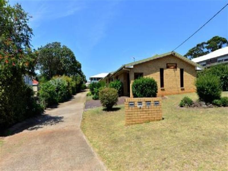 2/8 Garde Street, Centenary Heights QLD 4350