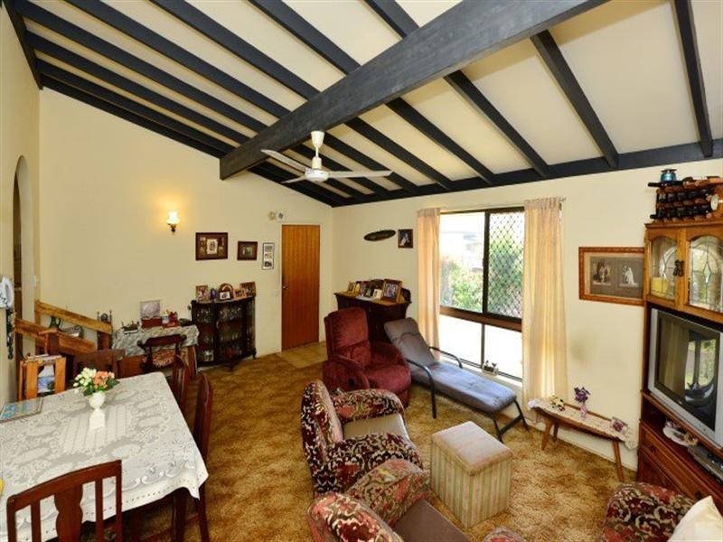 2/8 Garde Street, Centenary Heights QLD 4350