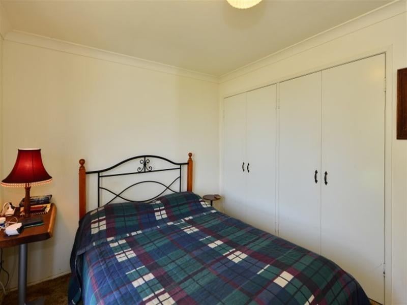 2/8 Garde Street, Centenary Heights QLD 4350