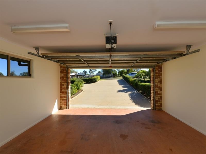 60 Valley View Drive, Meringandan West QLD 4352