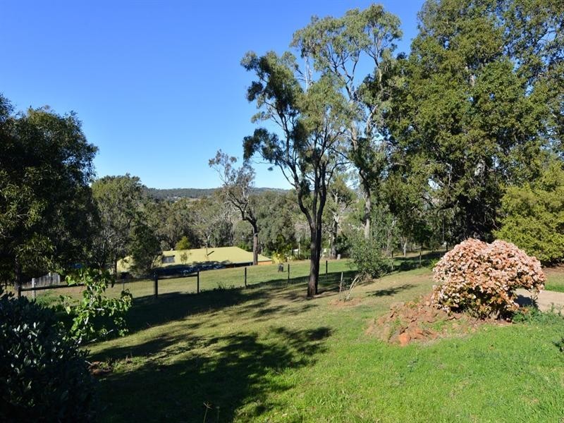 60 Valley View Drive, Meringandan West QLD 4352