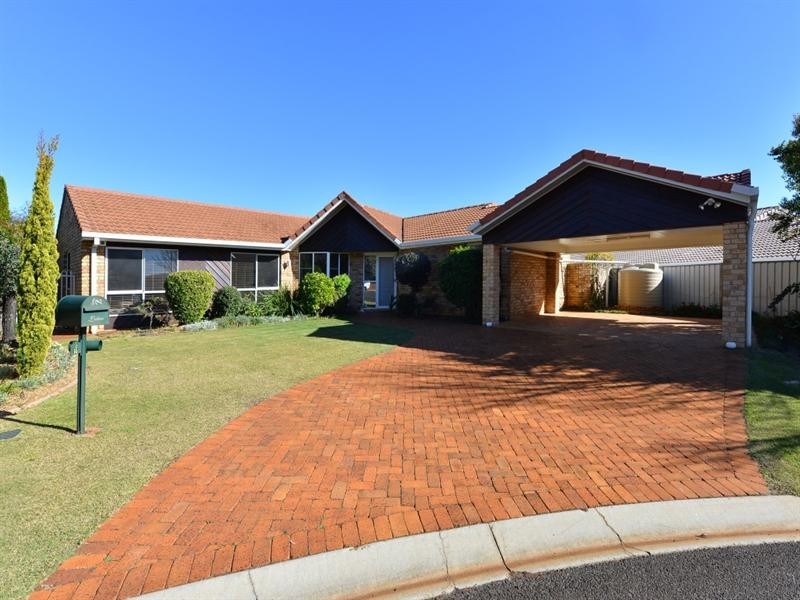 15 McKinney Court, Rangeville QLD 4350
