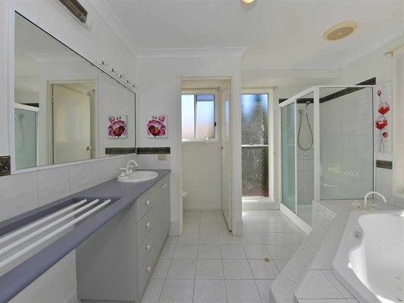 15 McKinney Court, Rangeville QLD 4350