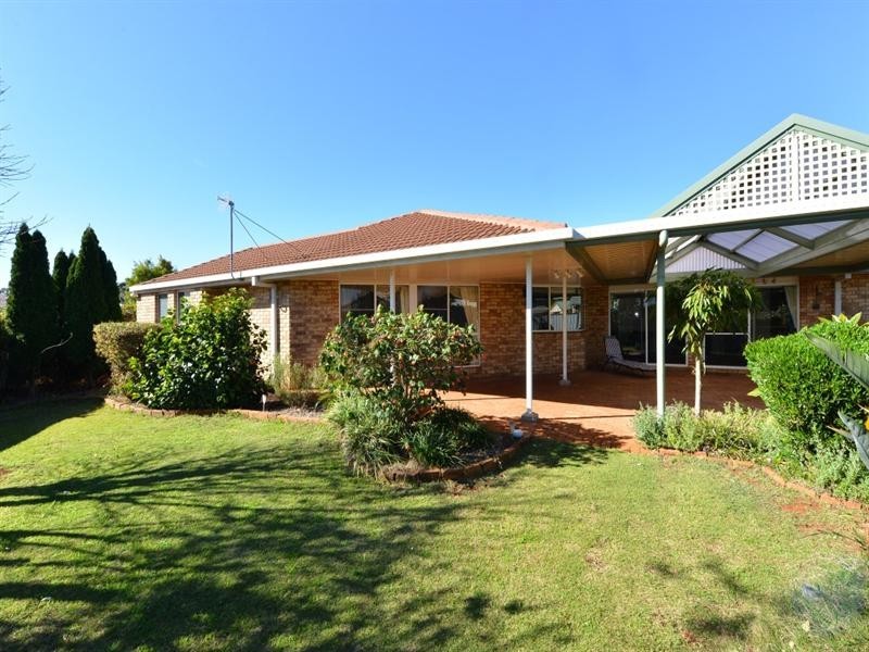 15 McKinney Court, Rangeville QLD 4350