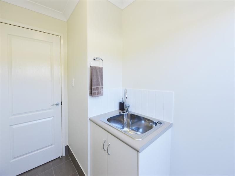 4/18 Gostwyck Street, Newtown QLD 4350