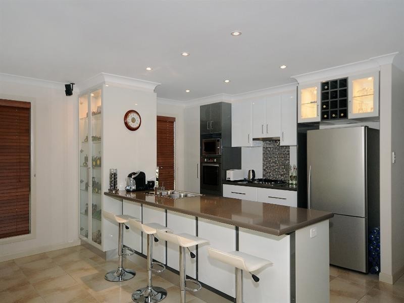 6 Campbell Drive, Highfields QLD 4352