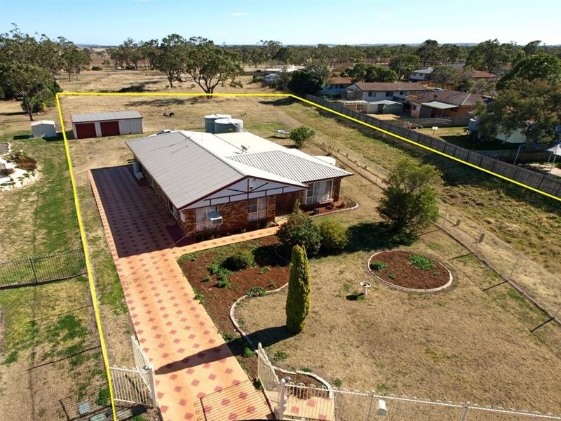 15 King Street, Oakey QLD 4401