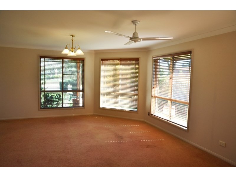 2 Nicola Street, Middle Ridge QLD 4350