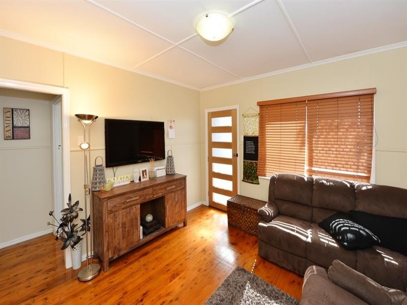 36 Stehn Street, Harristown QLD 4350