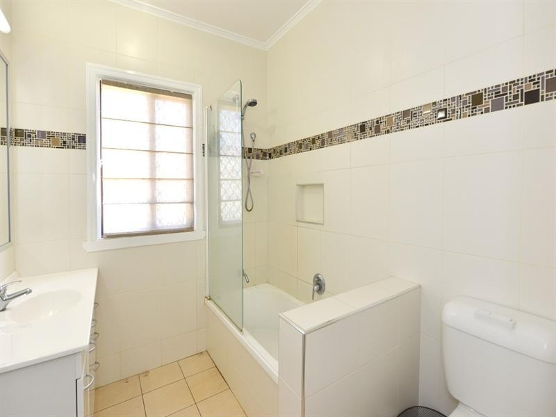 36 Stehn Street, Harristown QLD 4350
