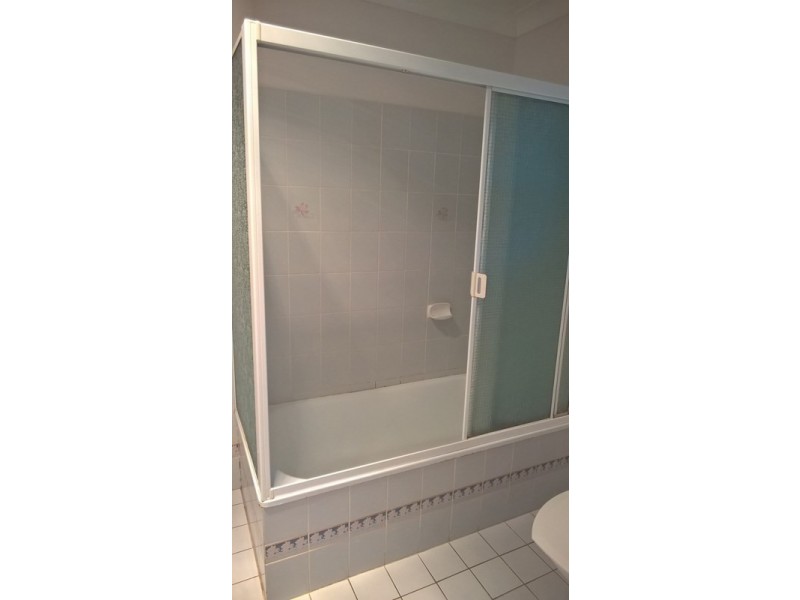 1/4 Crosby Street, Darling Heights QLD 4350