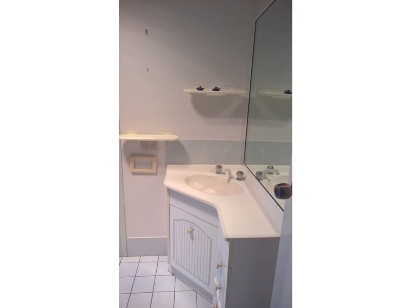 1/4 Crosby Street, Darling Heights QLD 4350