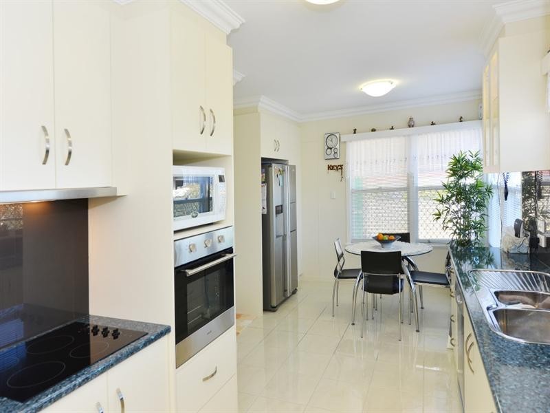 4 Boyd Street, Wilsonton QLD 4350