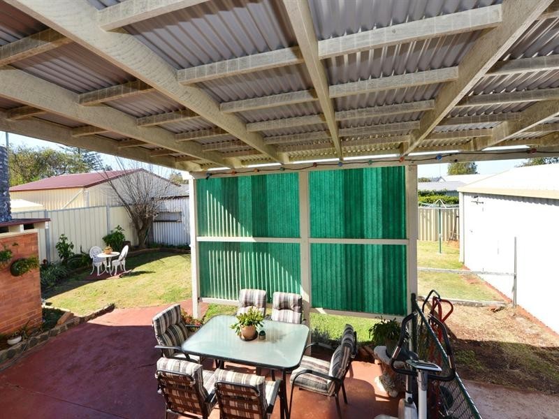 4 Boyd Street, Wilsonton QLD 4350