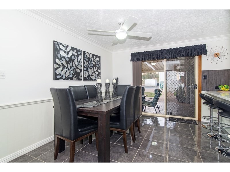 16 Harvey Road, Glenvale QLD 4350