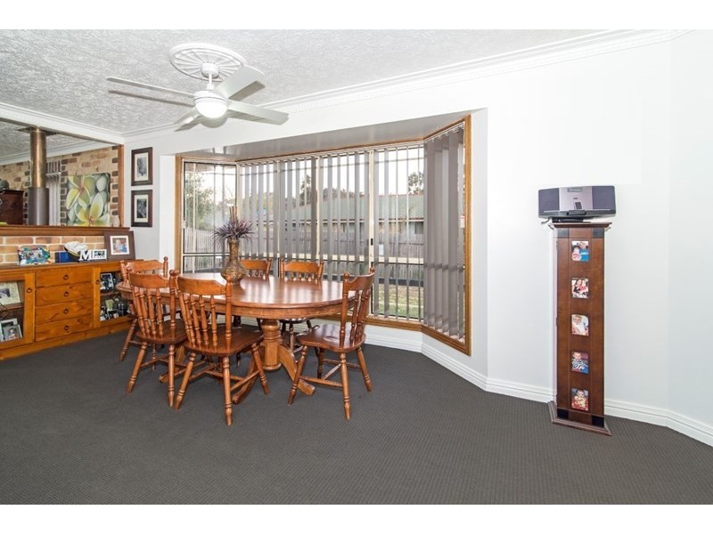 16 Harvey Road, Glenvale QLD 4350