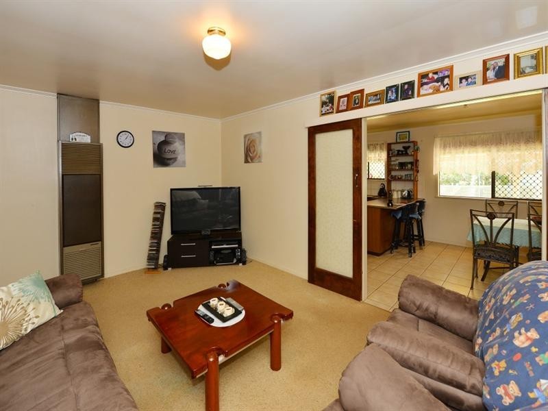 9 Sampson Street, Wilsonton QLD 4350