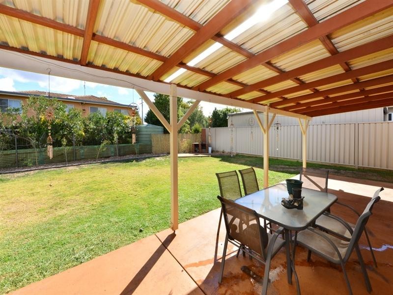 9 Sampson Street, Wilsonton QLD 4350