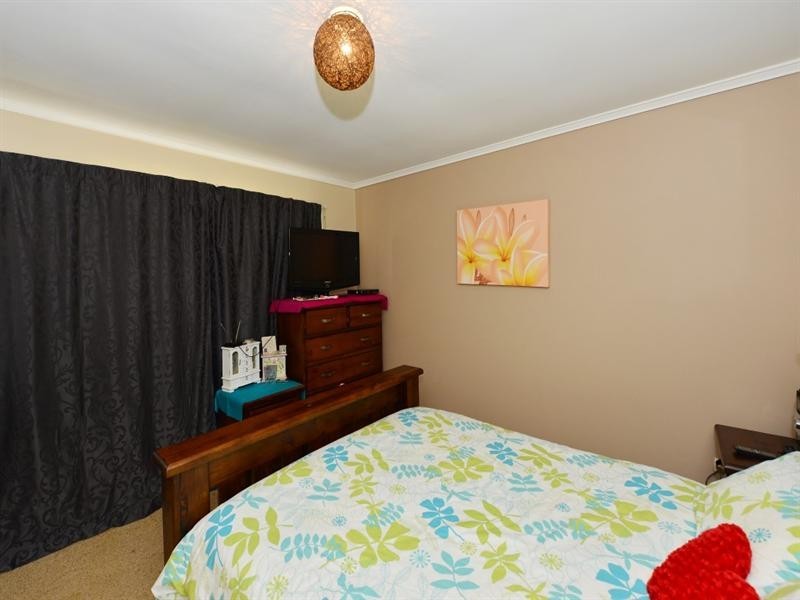 9 Sampson Street, Wilsonton QLD 4350