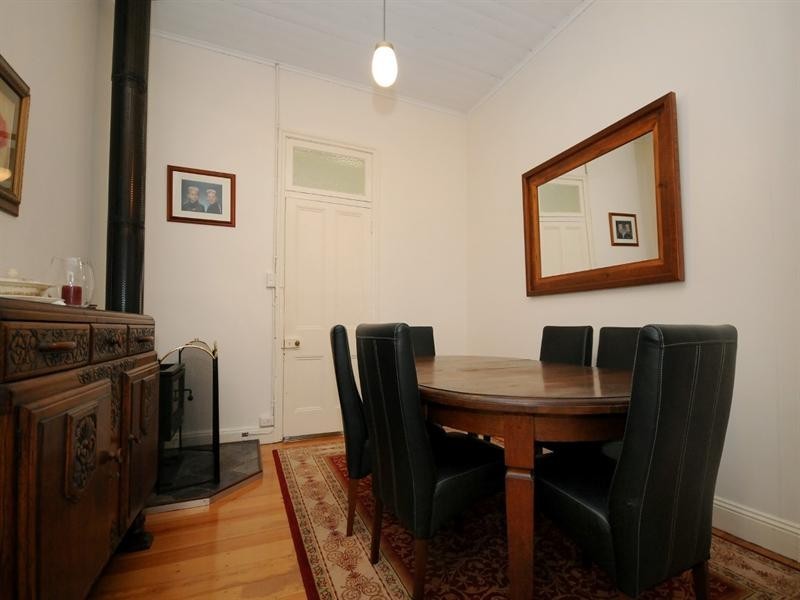 60 Mary Street, Mount Lofty QLD 4350