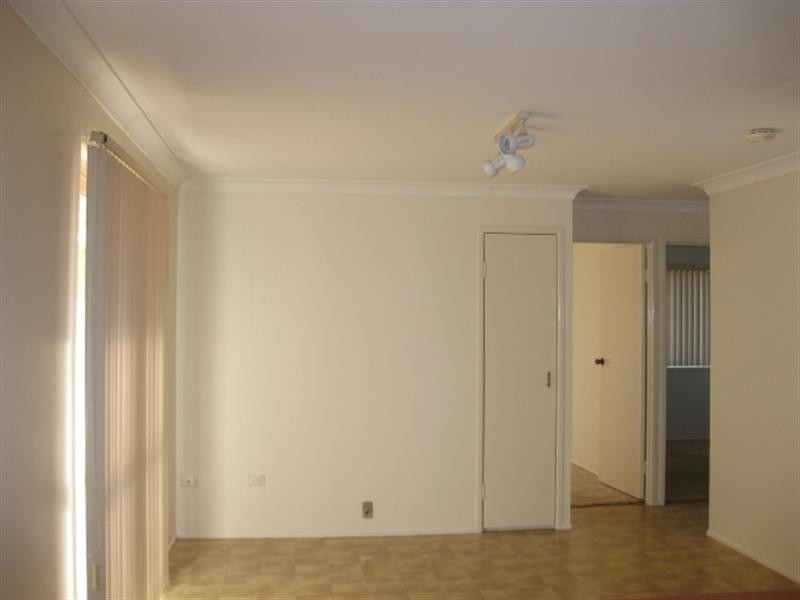 2 Donna Court, Kearneys Spring QLD 4350