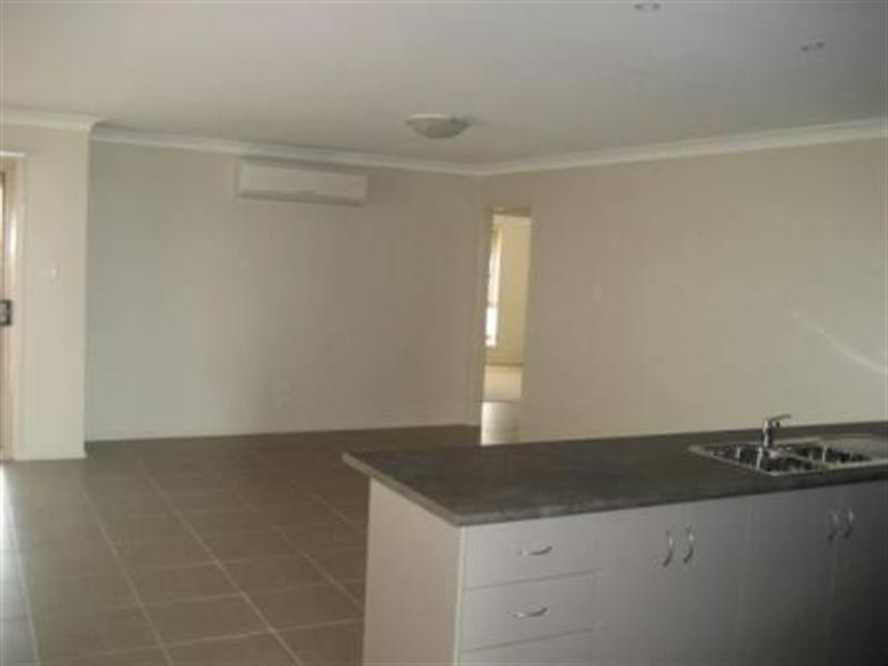 4 Bronzewing Drive, Highfields QLD 4352