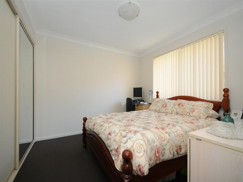 2/487 Stenner Street, Harristown QLD 4350