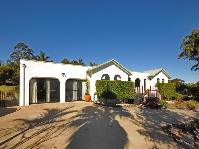 12 Palmer Drive, Highfields QLD 4352