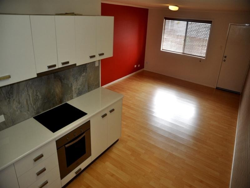 2/6 Phillip Street, East Toowoomba QLD 4350