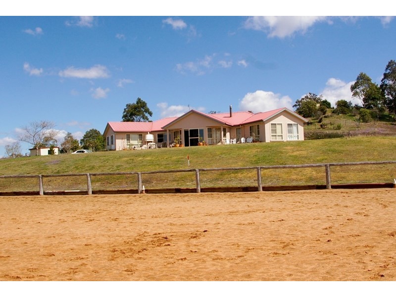 8A Junction Drive, Gowrie Junction QLD 4352