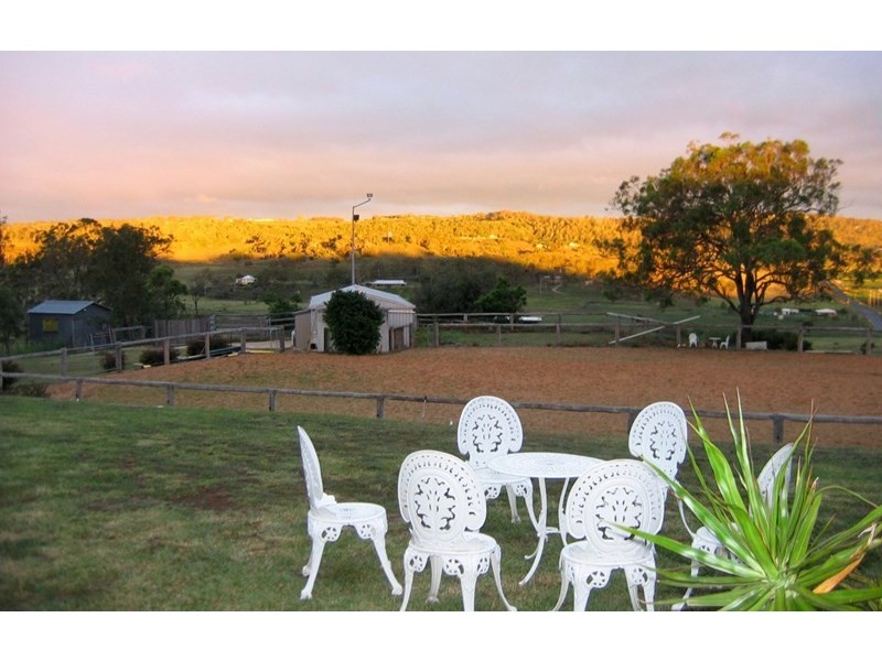 8A Junction Drive, Gowrie Junction QLD 4352