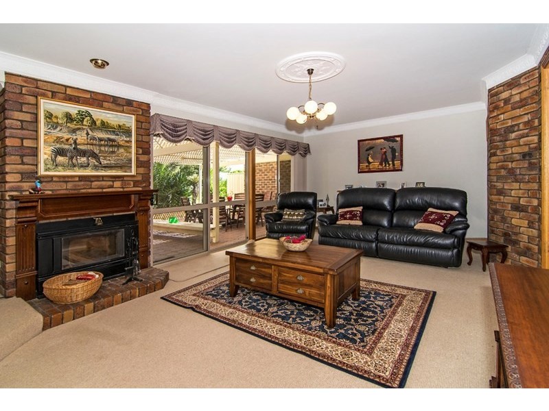 7 Birdland Drive, Glenvale QLD 4350