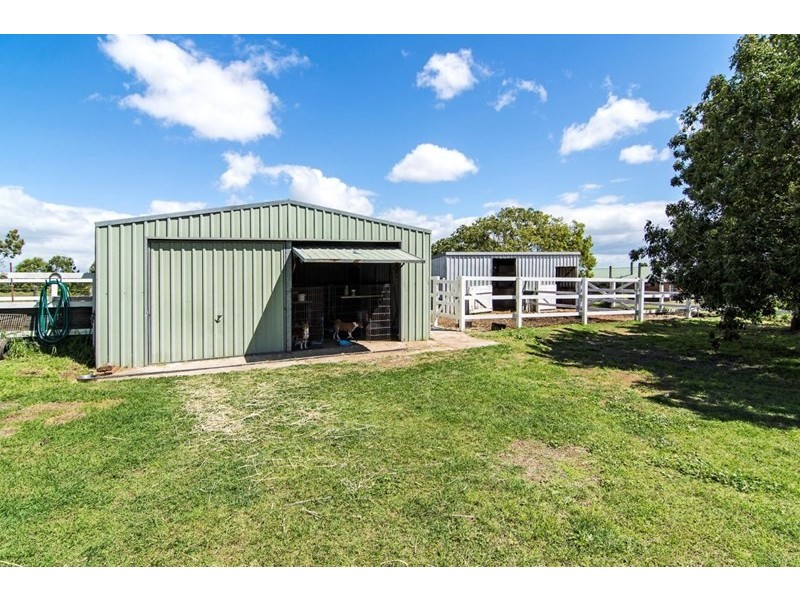 7 Birdland Drive, Glenvale QLD 4350