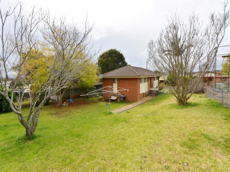 9 Noll Street, Kearneys Spring QLD 4350