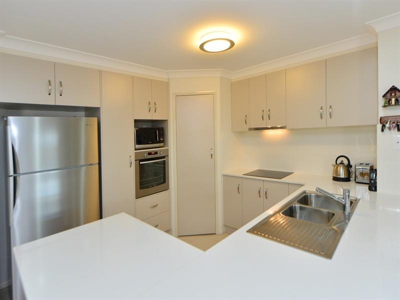 16 Tarlington Street, Middle Ridge QLD 4350