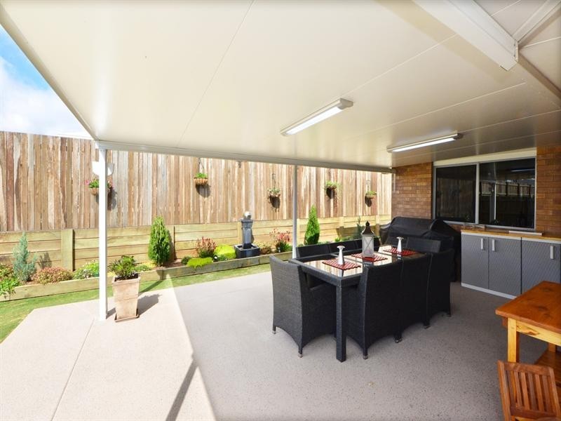 16 Tarlington Street, Middle Ridge QLD 4350