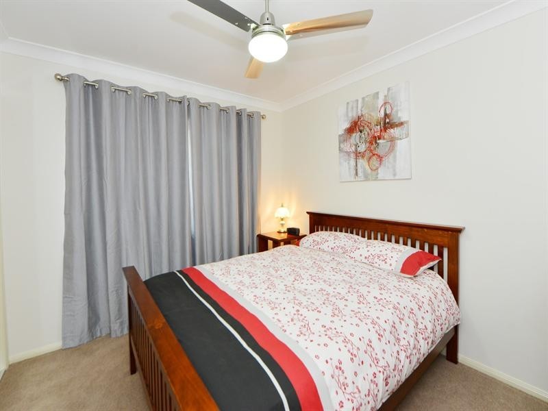 16 Tarlington Street, Middle Ridge QLD 4350