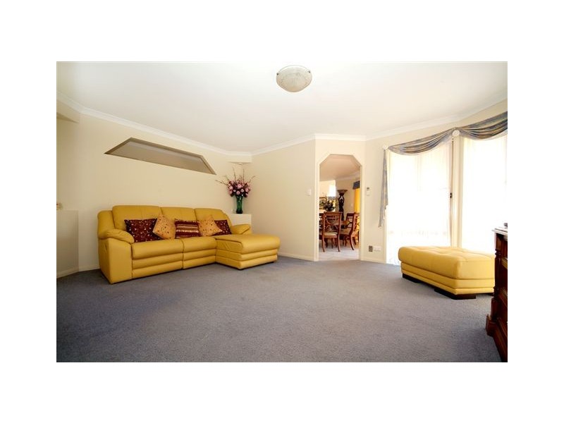 9 Willmington Court, Middle Ridge QLD 4350