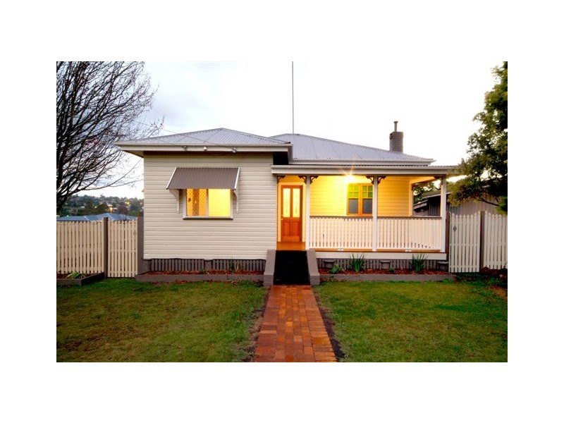 115 Curzon Street, Rangeville QLD 4350